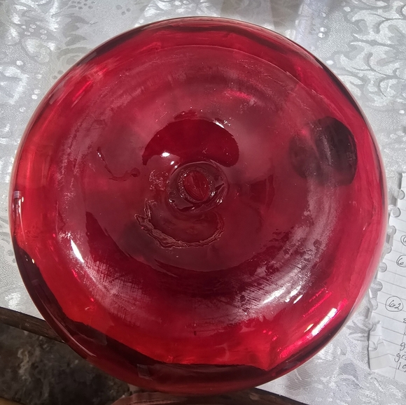 Amberina Glass Elegant Red and Orange Glass Vase - Picture 5 of 5